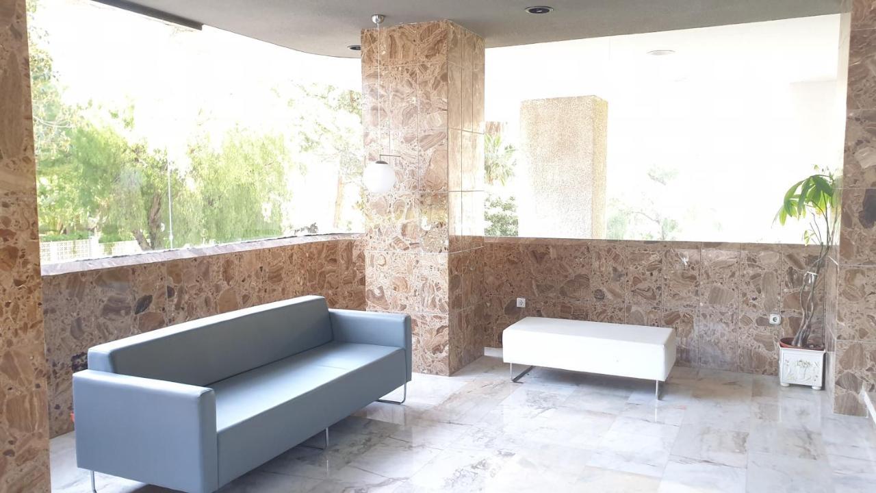 Relax Frente Al Mar De Alicante Apartment Exterior foto