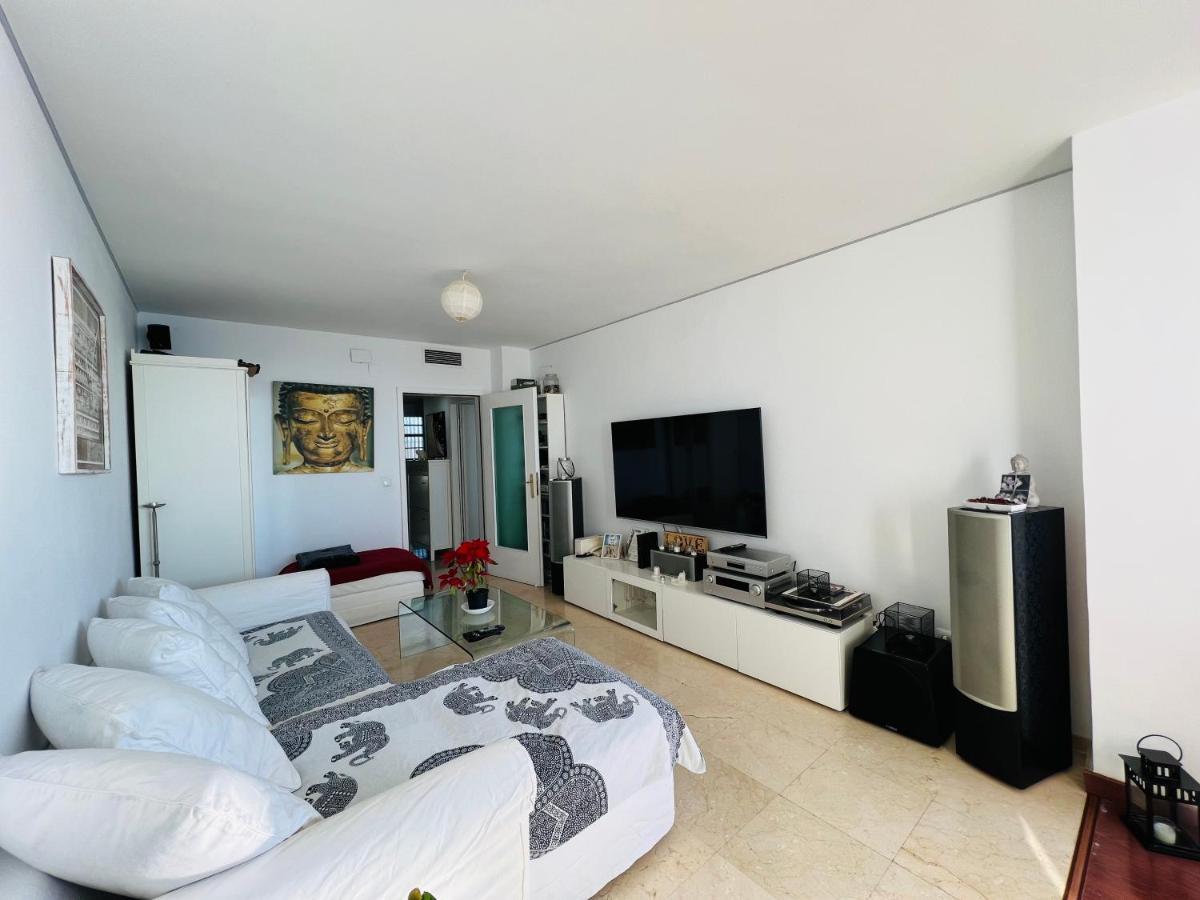 Relax Frente Al Mar De Alicante Apartment Exterior foto