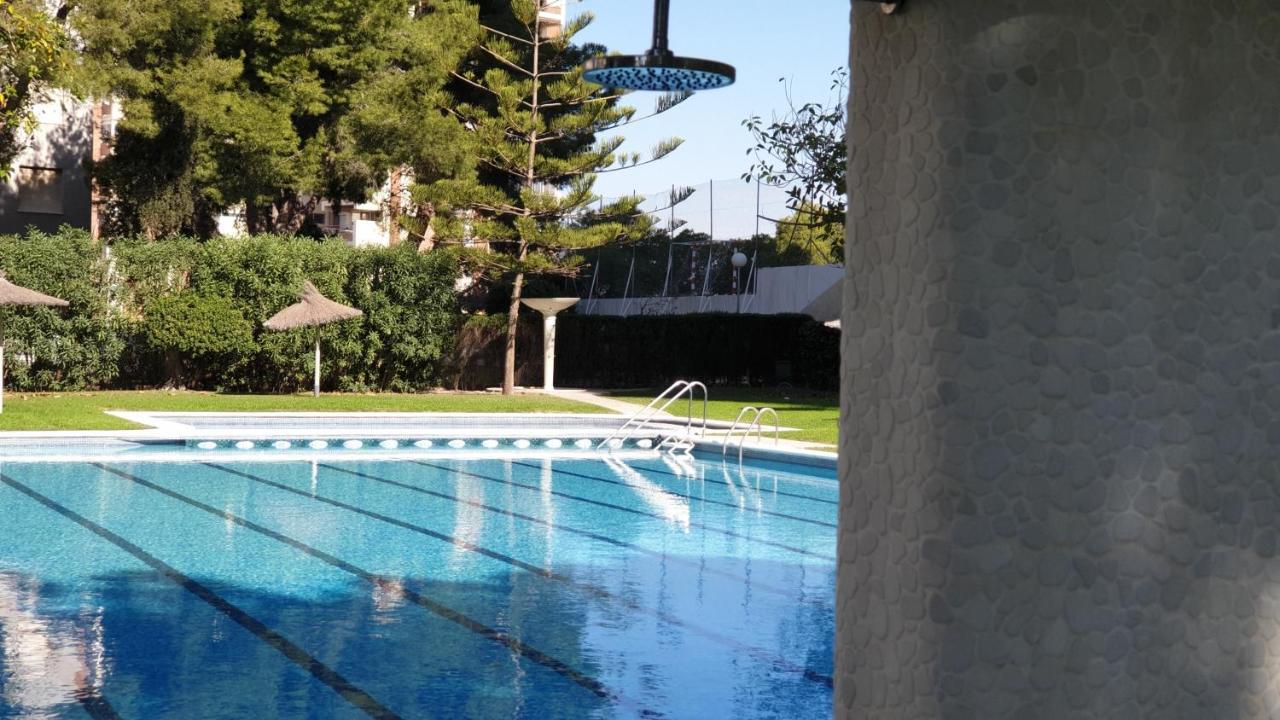 Relax Frente Al Mar De Alicante Apartment Exterior foto